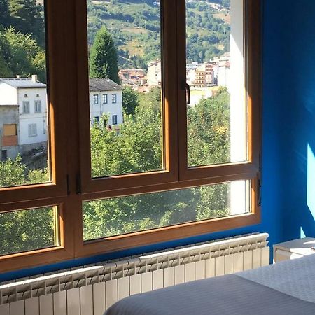 شقة Narcea Turismo Real كانجاس ديل نارسيا المظهر الخارجي الصورة
