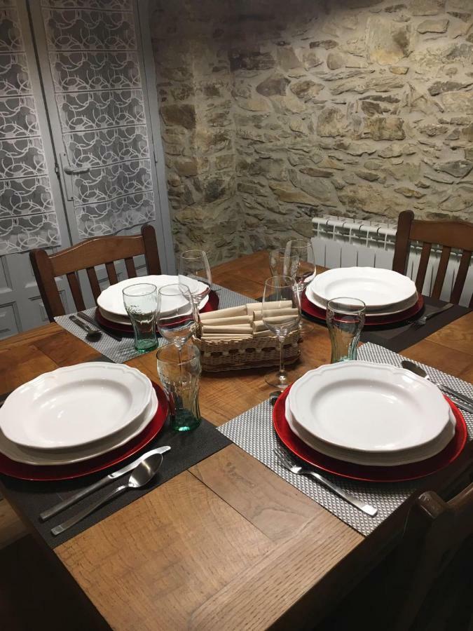 شقة Narcea Turismo Real كانجاس ديل نارسيا المظهر الخارجي الصورة